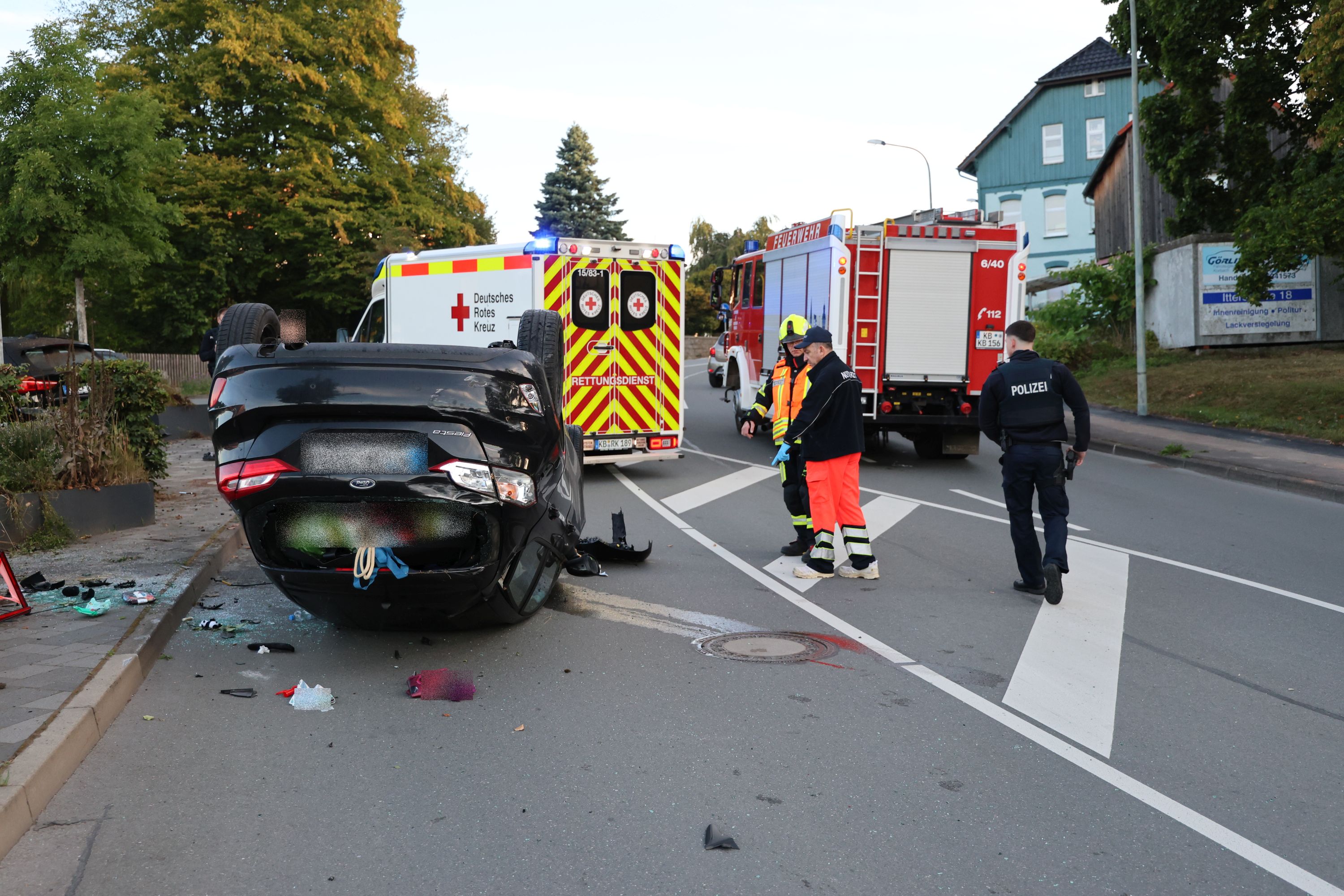 Einsatzfoto F 1 brennt PKW