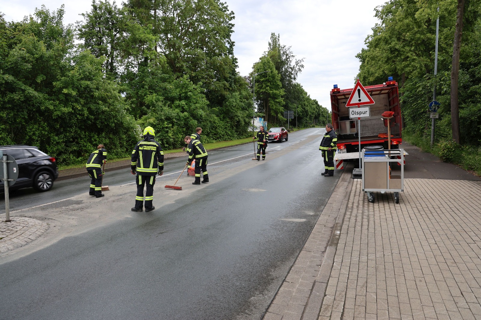 Einsatzfoto H 1 Ölspur