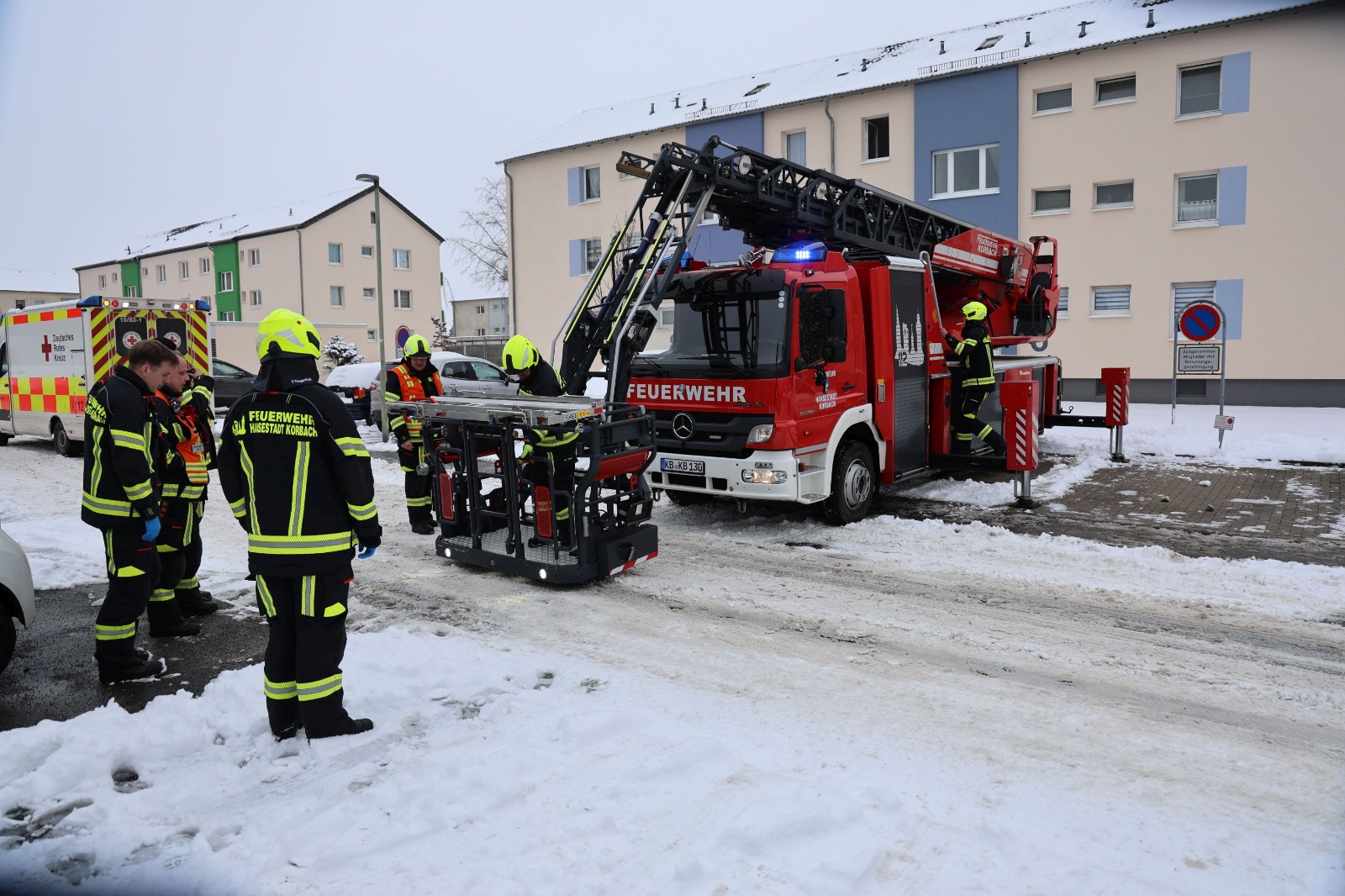 Einsatzfoto H 1 DLK RD Unterstützung ...